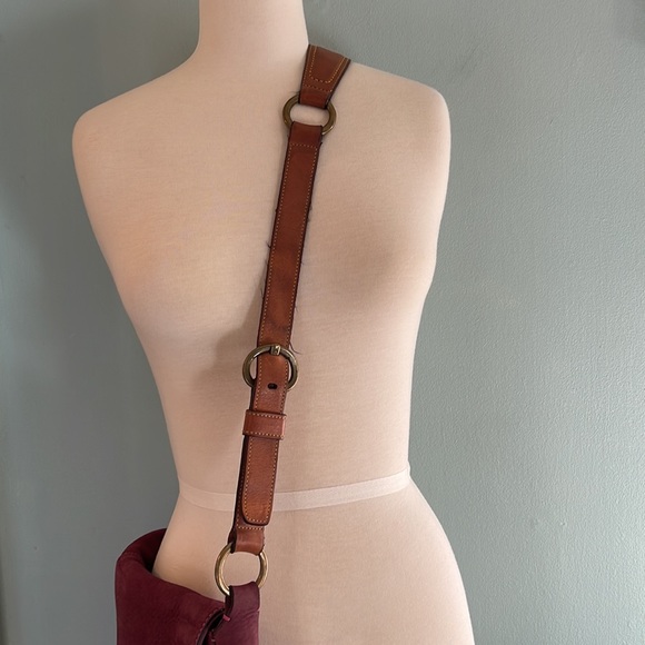 Beautiful Vintage Aubergine Pebbled Leather Messenger Bag - Picture 2 of 16
